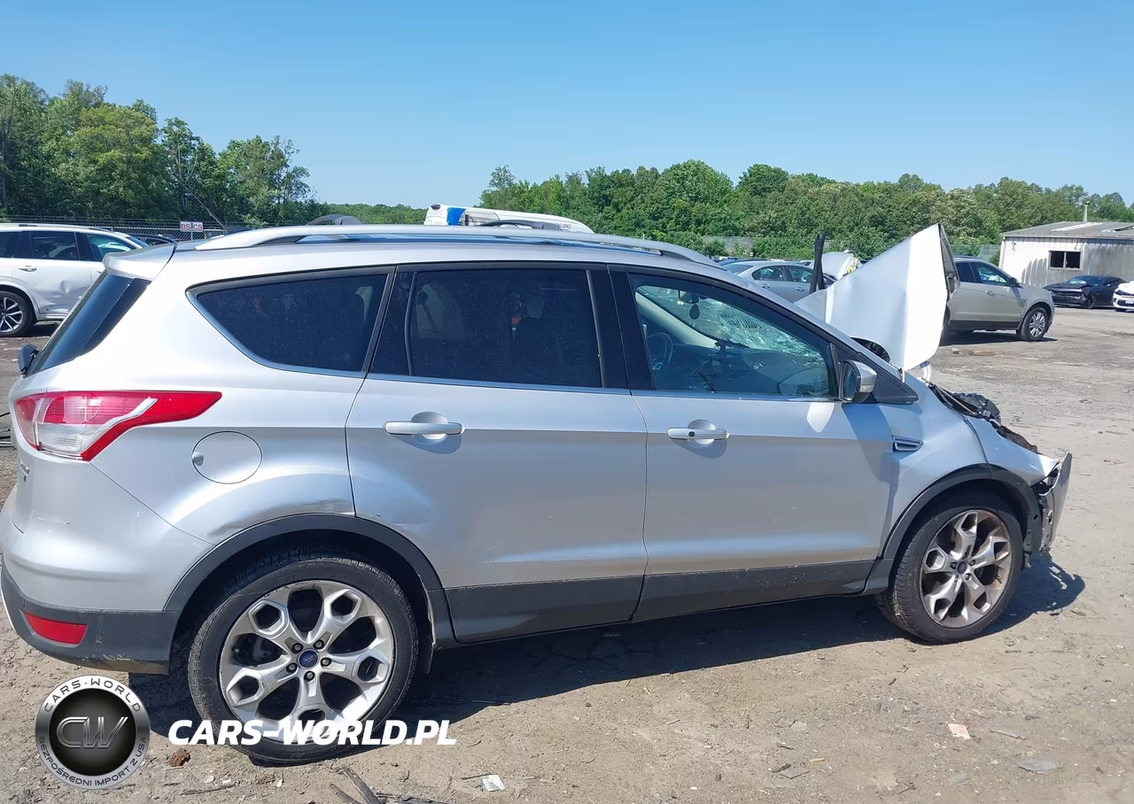 2016 Ford Escape Titanium VIN:1FMCU0J96GUB67184 - 14