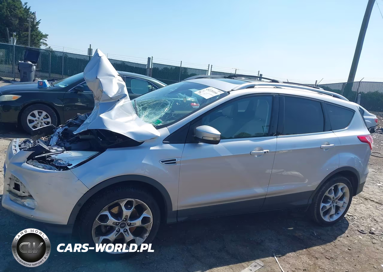 2016 Ford Escape Titanium VIN:1FMCU0J96GUB67184 - 15