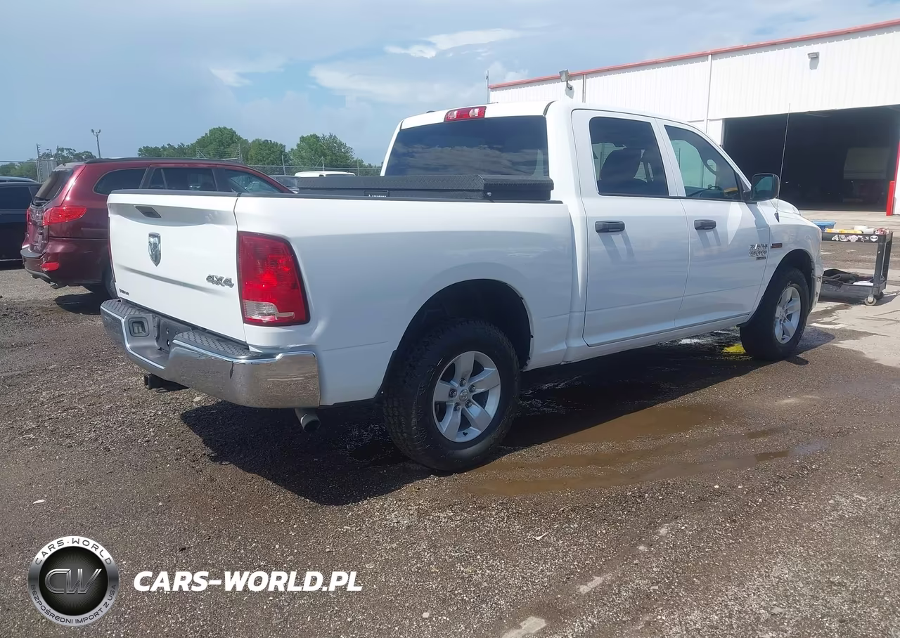 2019 Ram 1500 Classic Tradesman 4X4 5'7 Box VIN:1C6RR7KM7KS682203 - 4