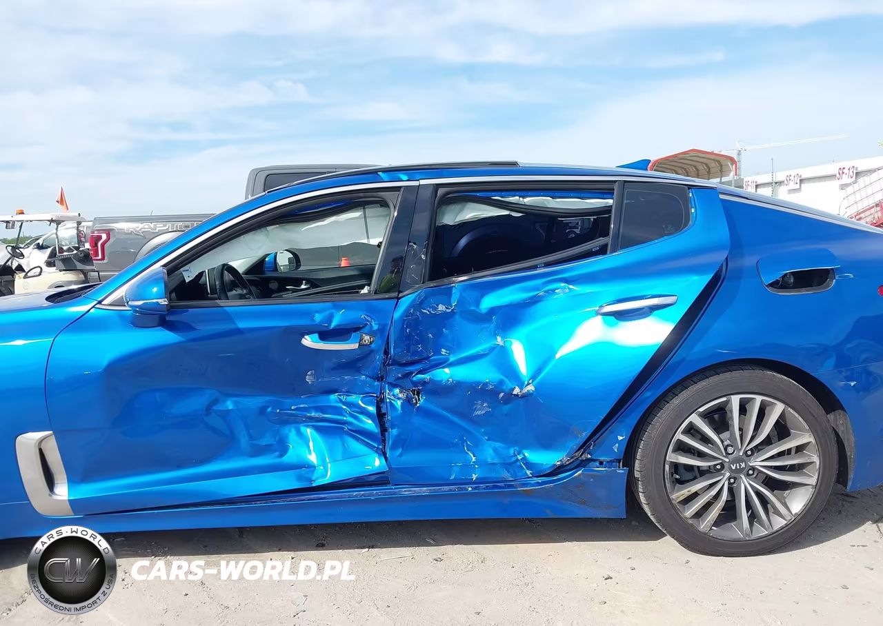 2019 Kia Stinger Premium VIN:KNAE25LA6K6047645 - 14