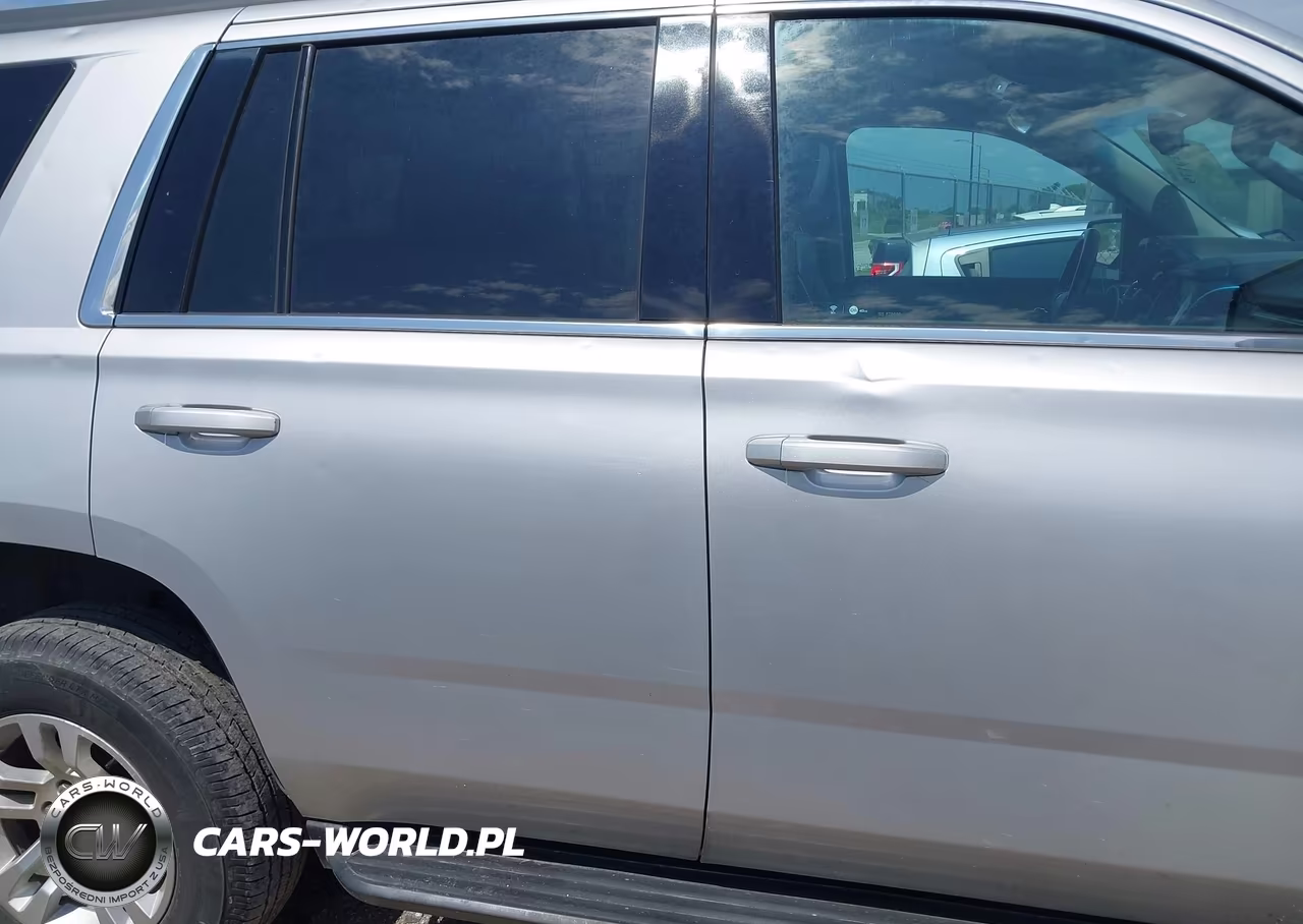 2018 Chevrolet Tahoe Ls VIN:1GNSKAKC2JR375599 - 13