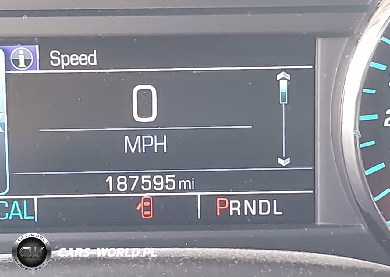 2018 Chevrolet Tahoe Ls VIN:1GNSKAKC2JR375599 - 15
