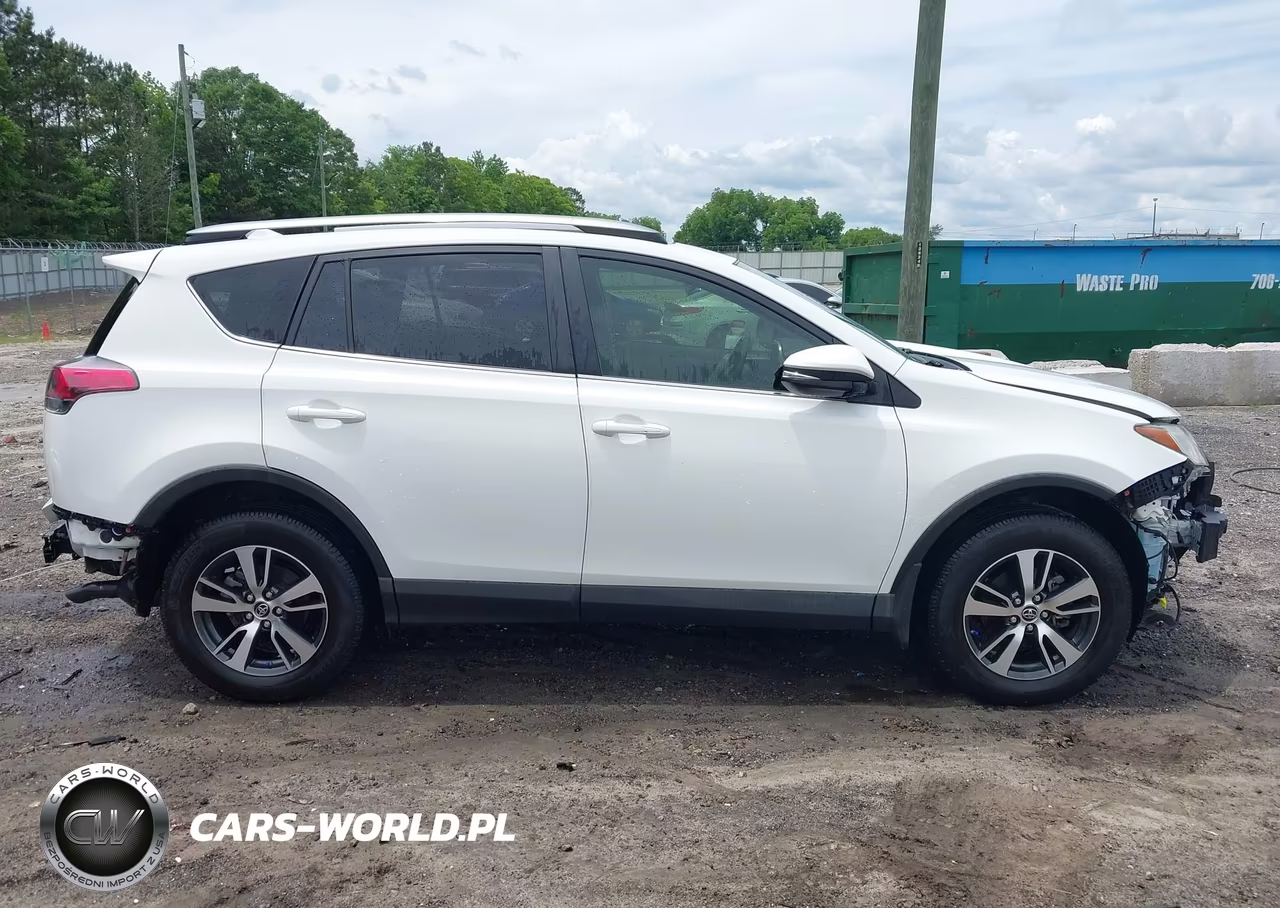 2017 Toyota Rav4 Xle VIN:JTMWFREV6HJ709118 - 14