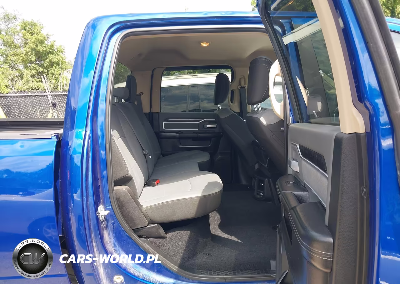2019 Ram 2500 Big Horn 4X4 6'4 Box VIN:3C6UR5DJ9KG520209 - 8