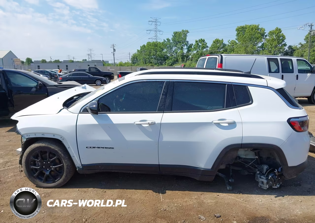 2022 Jeep Compass Latitude Lux 4X4 VIN:3C4NJDFB8NT126054 - 15