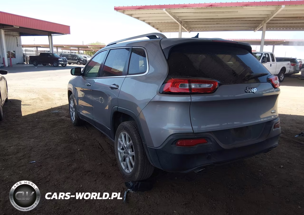 2014 Jeep Cherokee Latitude VIN:1C4PJLCS4EW206596 - 3