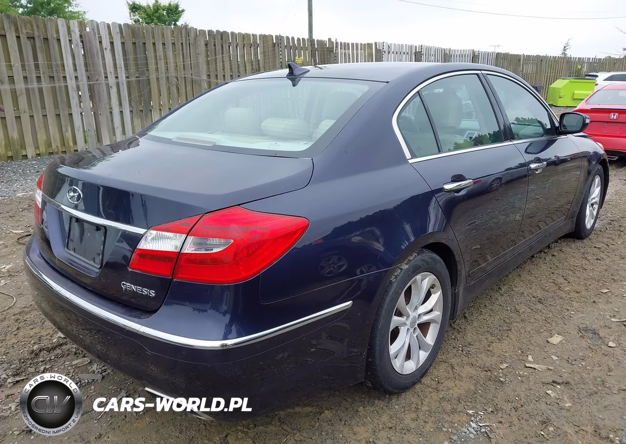 2012 Hyundai Genesis 3.8 VIN:KMHGC4DDXCU177397 - 4