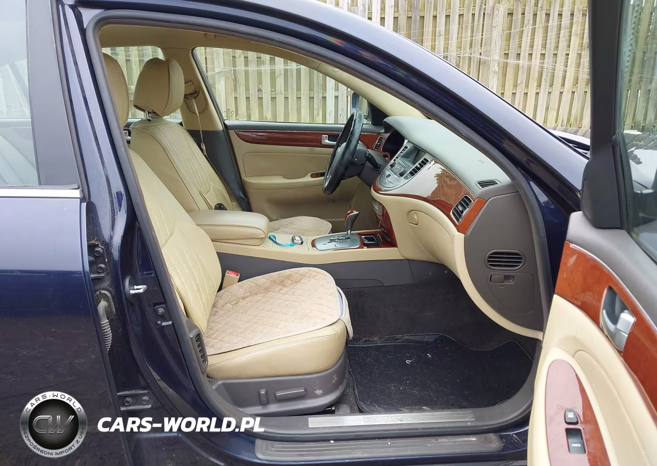 2012 Hyundai Genesis 3.8 VIN:KMHGC4DDXCU177397 - 5