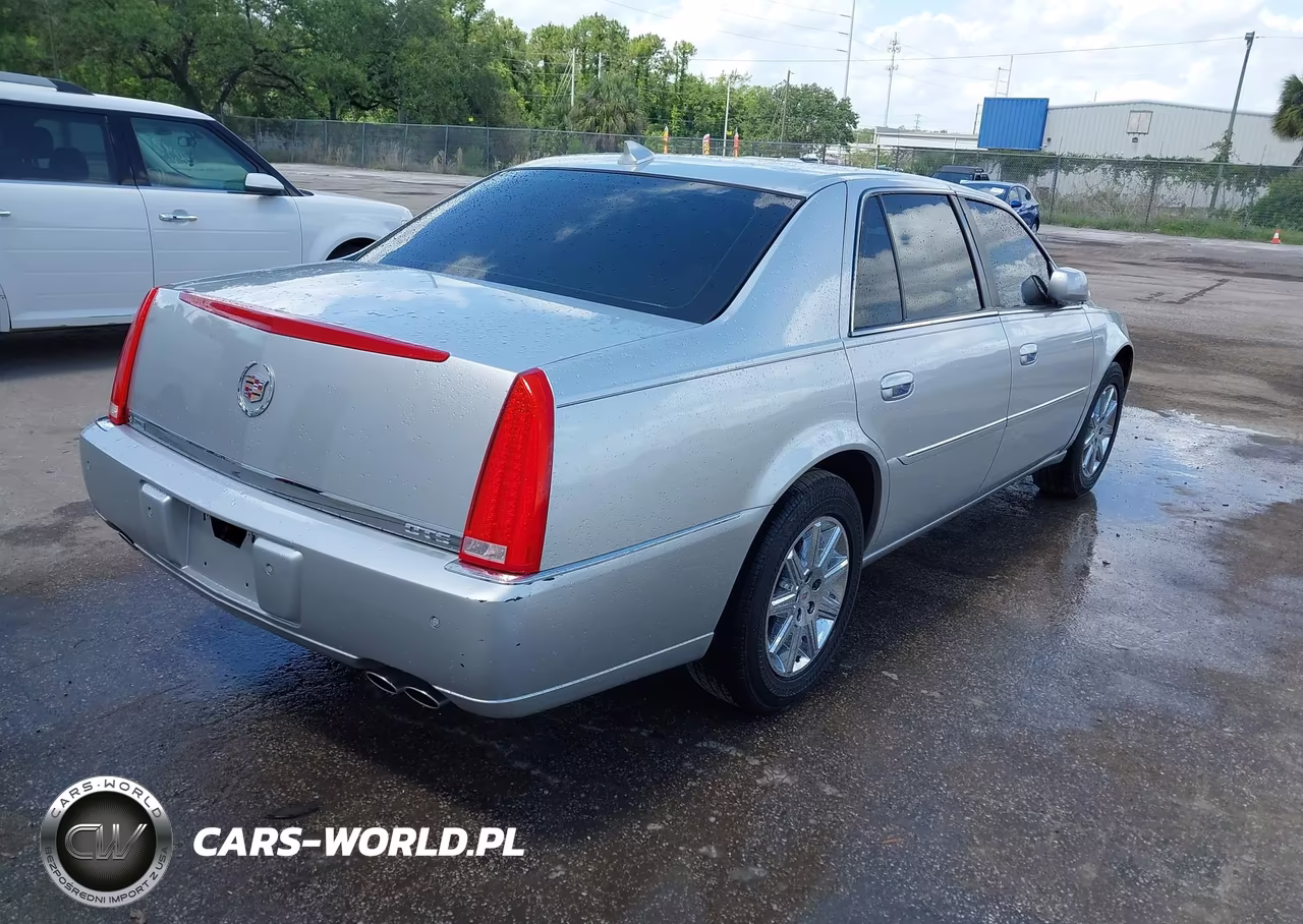 2011 Cadillac Dts Premium Collection VIN:1G6KH5E68BU111664 - 4