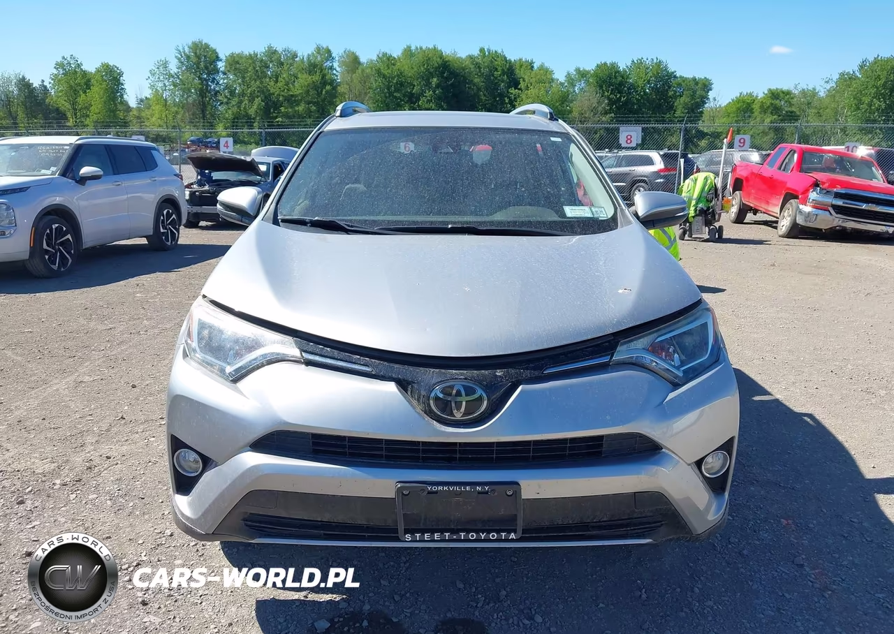 2018 Toyota Rav4 Xle VIN:JTMRFREVXJJ223091 - 13