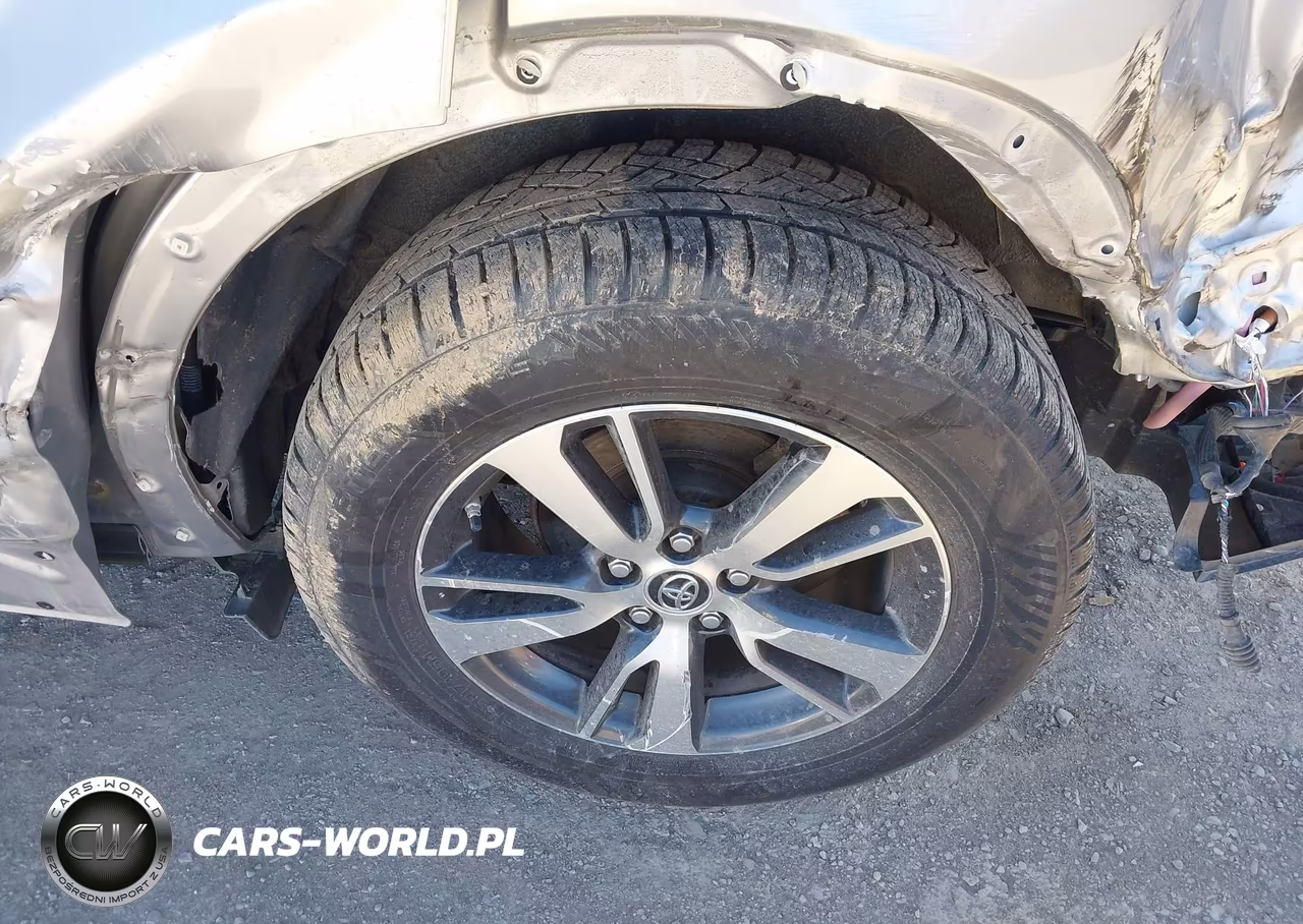 2018 Toyota Rav4 Xle VIN:JTMRFREVXJJ223091 - 18
