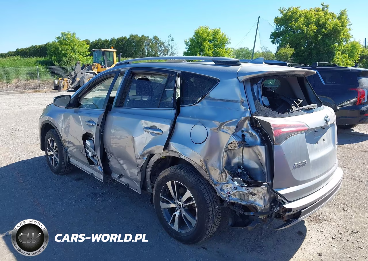 2018 Toyota Rav4 Xle VIN:JTMRFREVXJJ223091 - 3