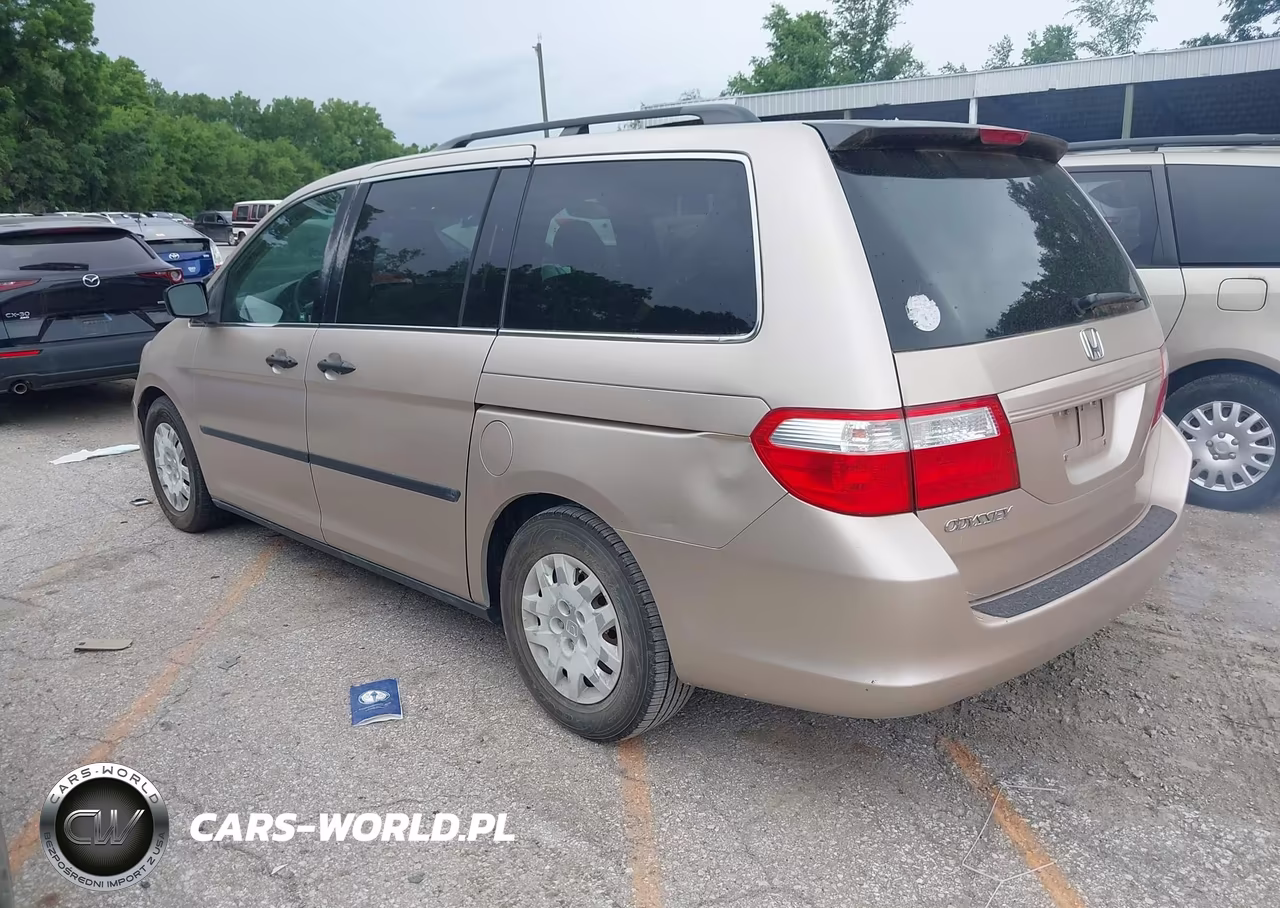 2007 Honda Odyssey Lx VIN:5FNRL38217B085822 - 3