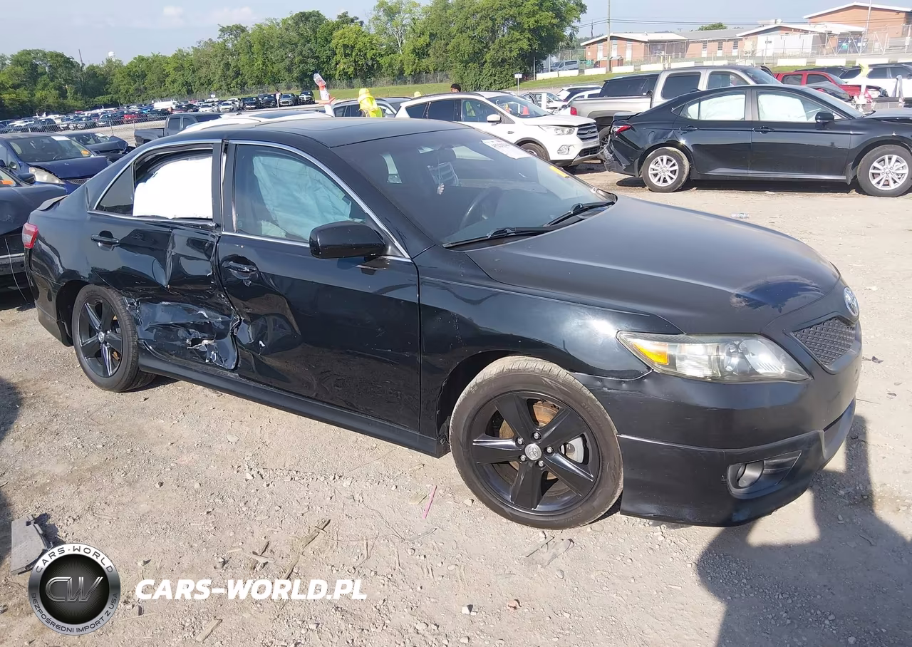 2010 Toyota Camry Se – zdjęcie 1 z 16