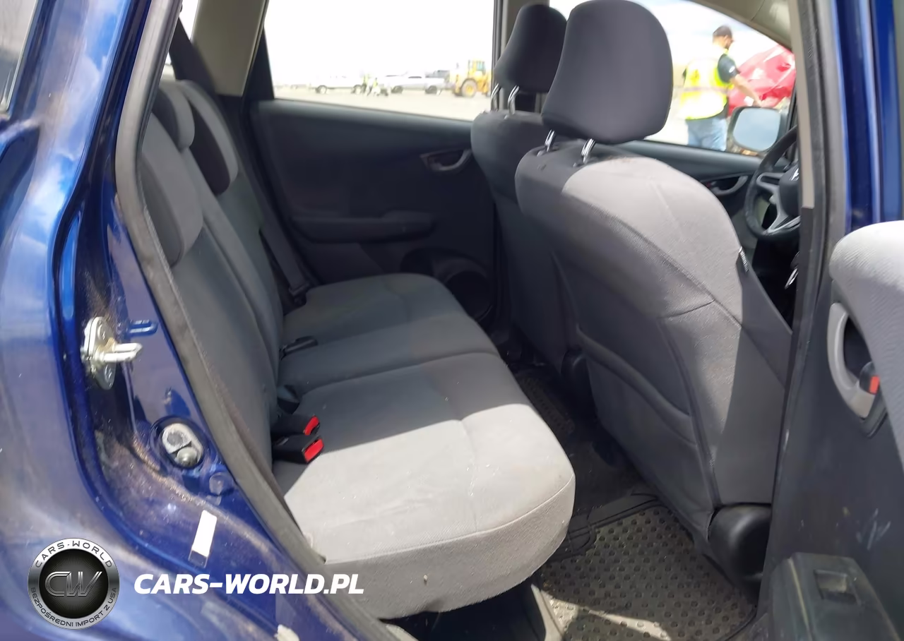 2013 Honda Fit VIN:JHMGE8H32DC047045 - 8
