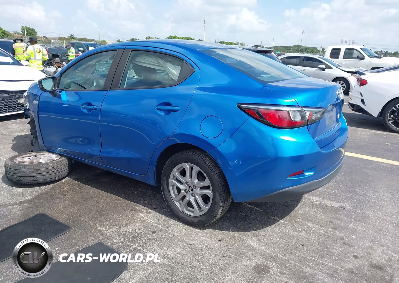 2017 Toyota Yaris Ia VIN:3MYDLBYV6HY158334 - 3