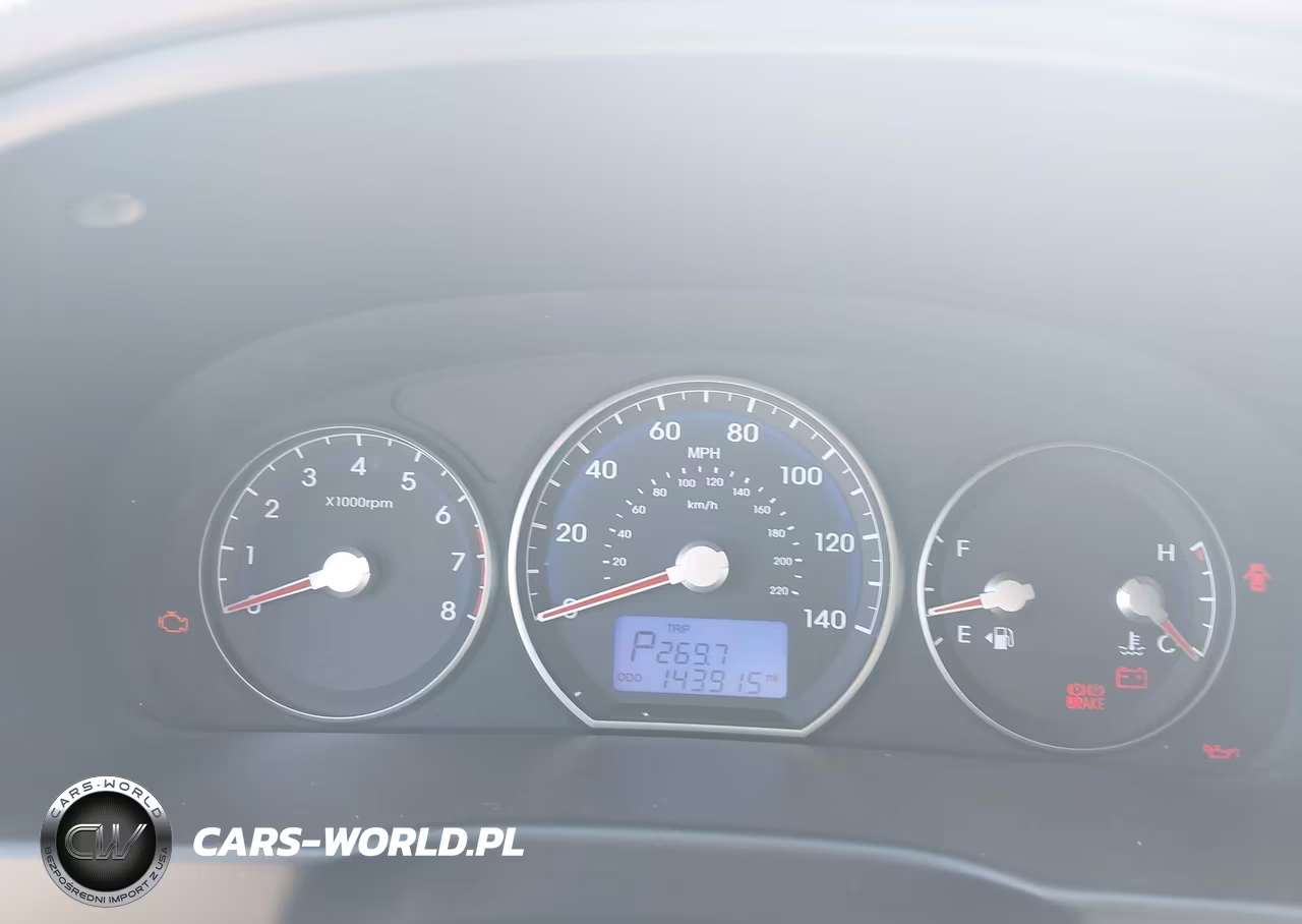 2012 Hyundai Santa Fe Gls VIN:5XYZGDAB7CG097173 - 7