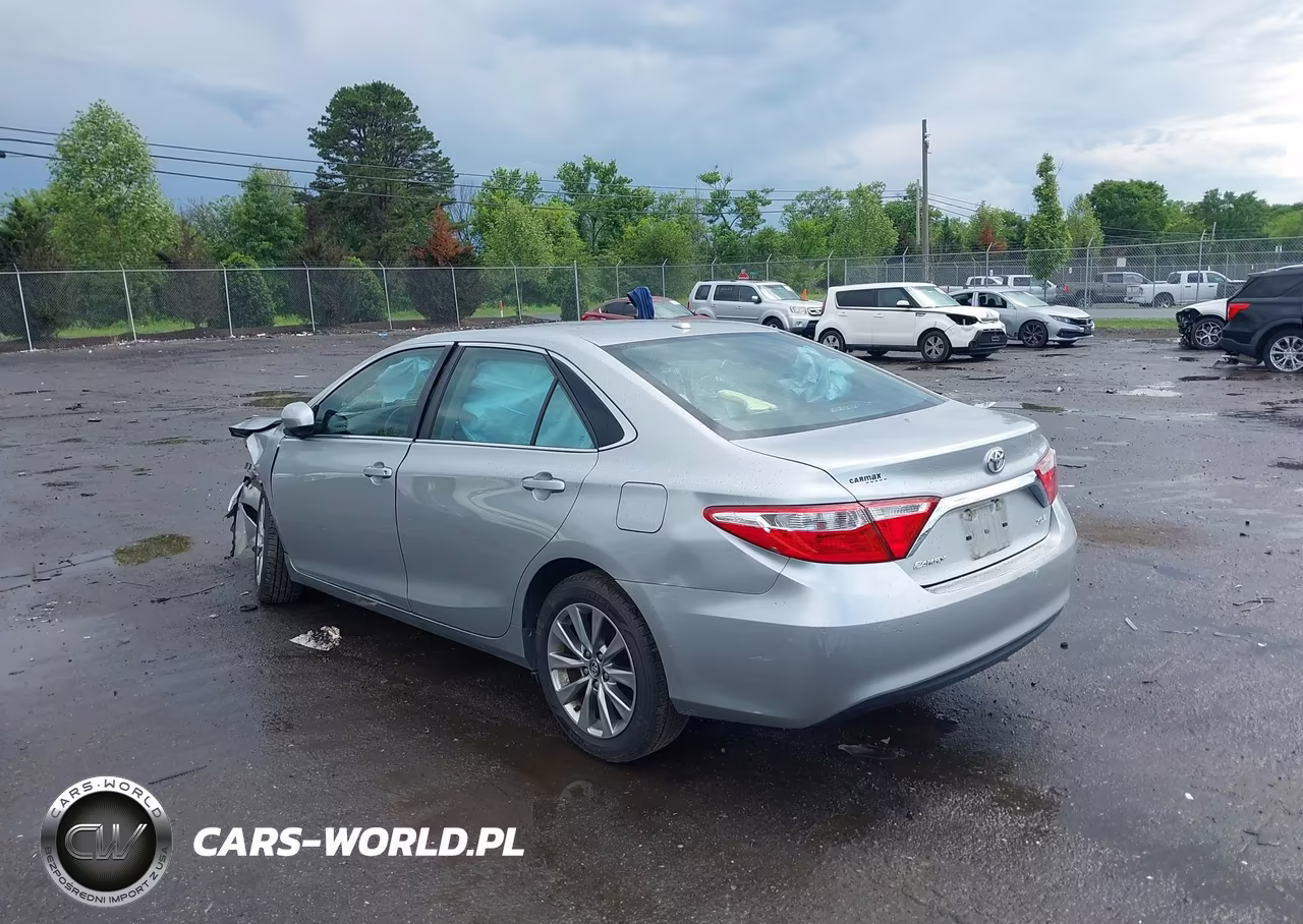 2017 Toyota Camry Xle VIN:4T1BF1FK7HU760268 - 3