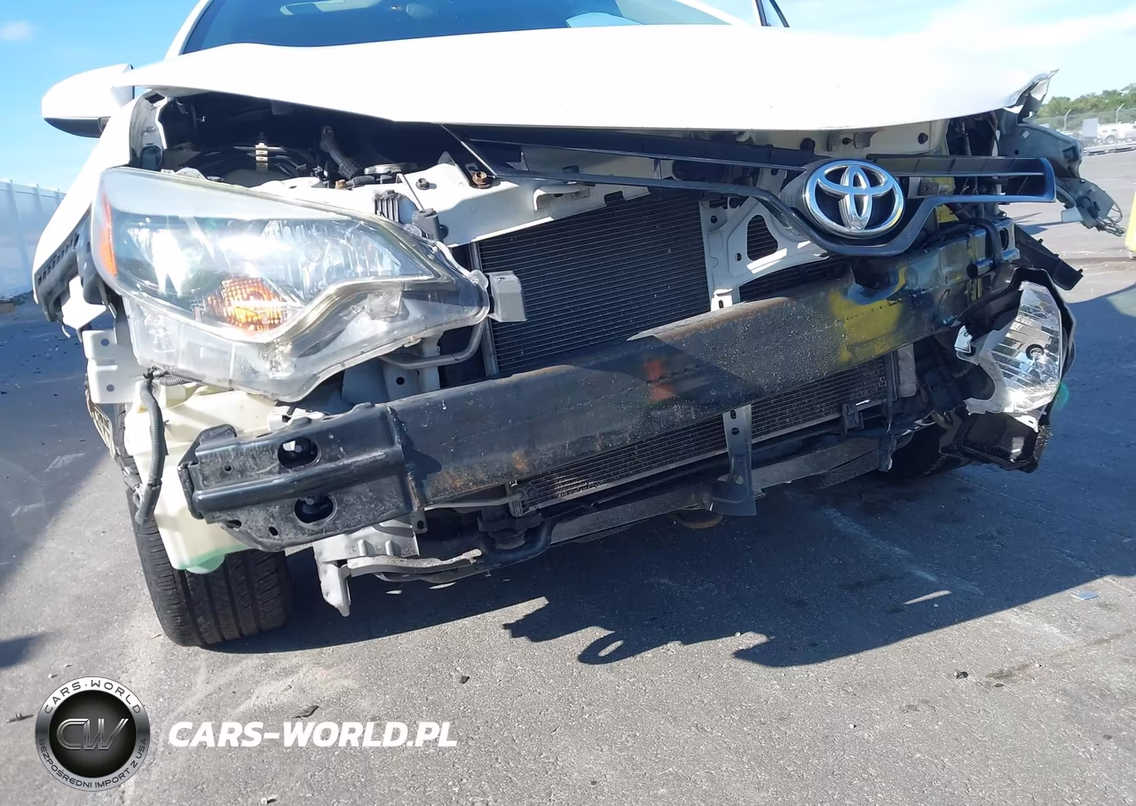 2014 Toyota Corolla Le VIN:2T1BURHE3EC104013 - 18