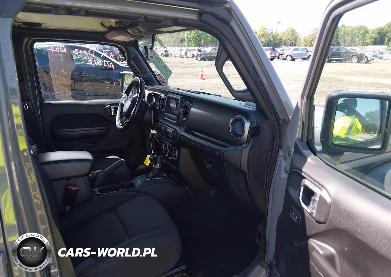 2021 Jeep Wrangler Unlimited Sport S 4X4 VIN:1C4HJXDNXMW630352 - 5