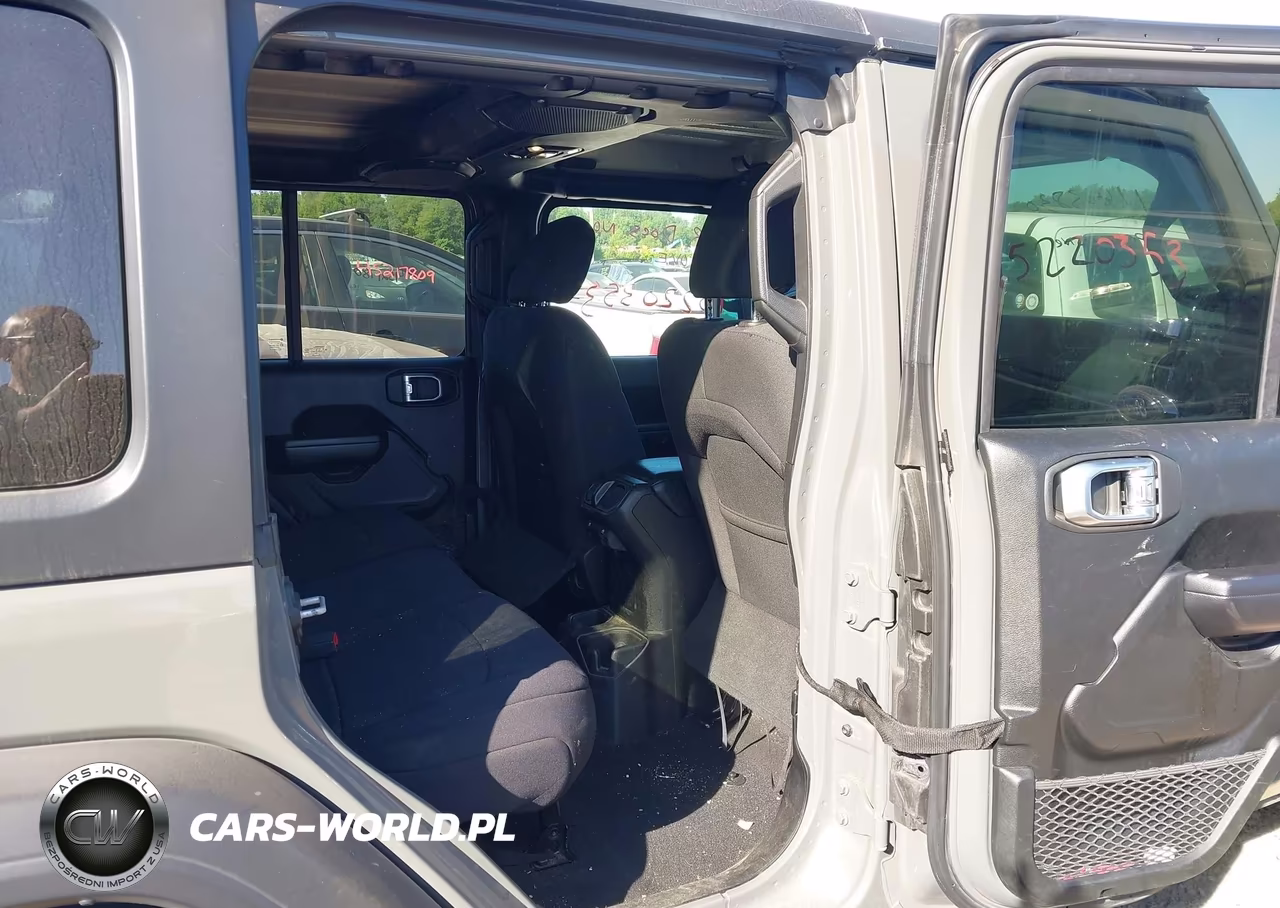 2021 Jeep Wrangler Unlimited Sport S 4X4 VIN:1C4HJXDNXMW630352 - 8