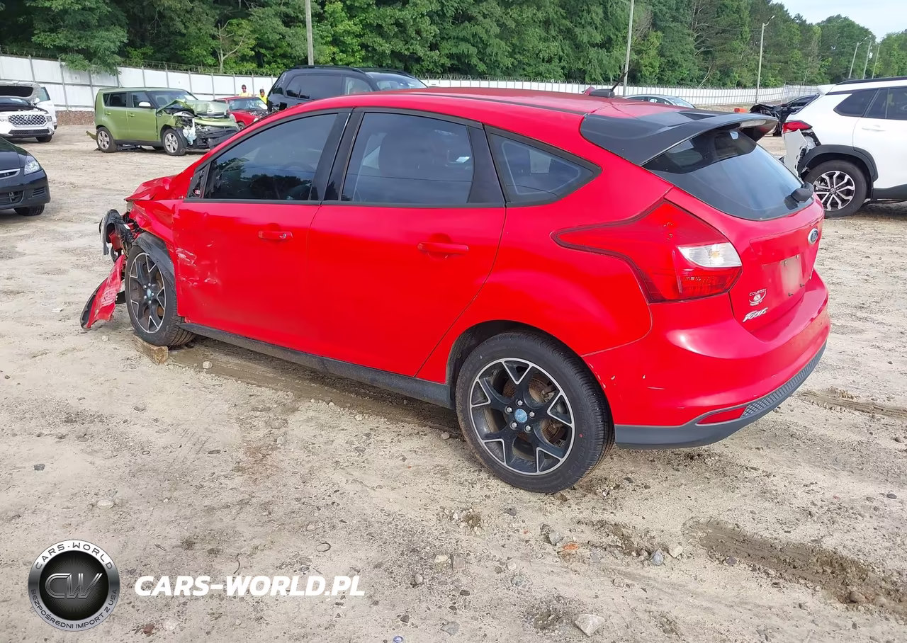 2013 Ford Focus Se VIN:1FADP3K28DL259259 - 3