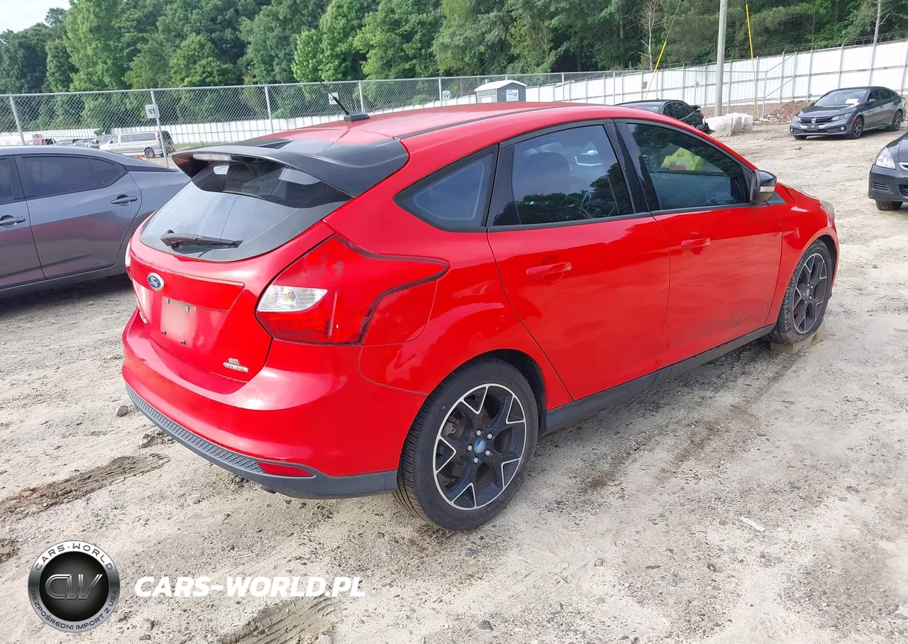 2013 Ford Focus Se VIN:1FADP3K28DL259259 - 4