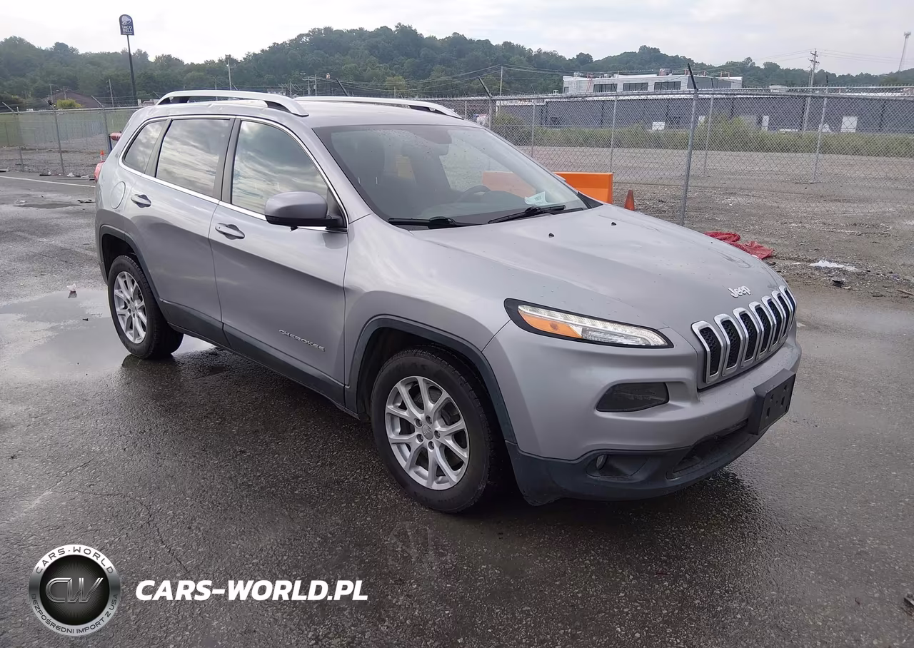2016 Jeep Cherokee Latitude – zdjęcie 1 z 16