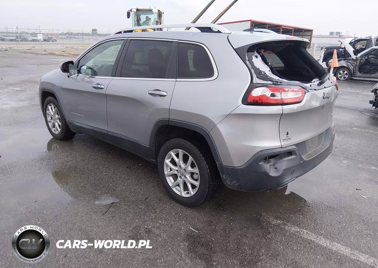 2016 Jeep Cherokee Latitude VIN:1C4PJLCB2GW179627 - 3
