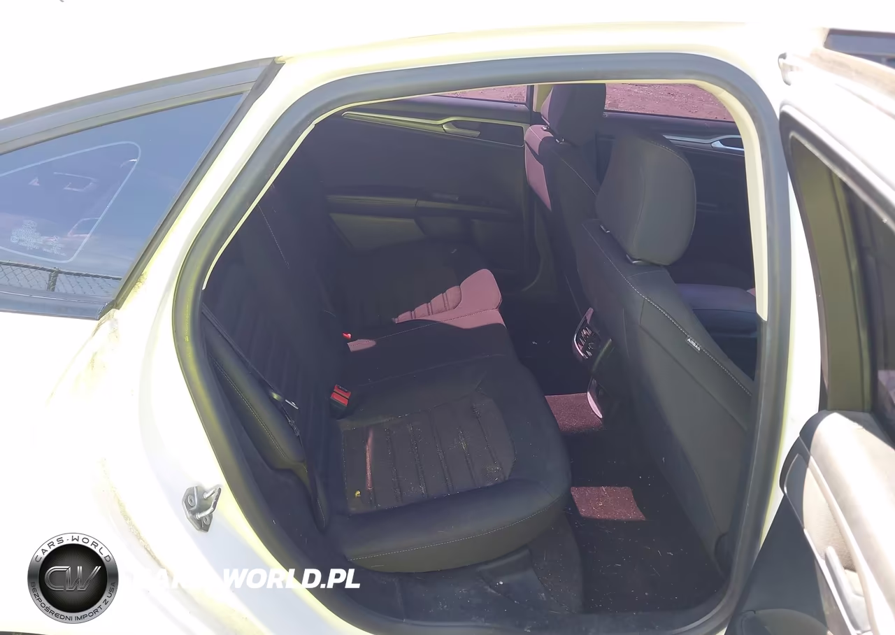 2020 Ford Fusion Se VIN:3FA6P0HD0LR135082 - 8