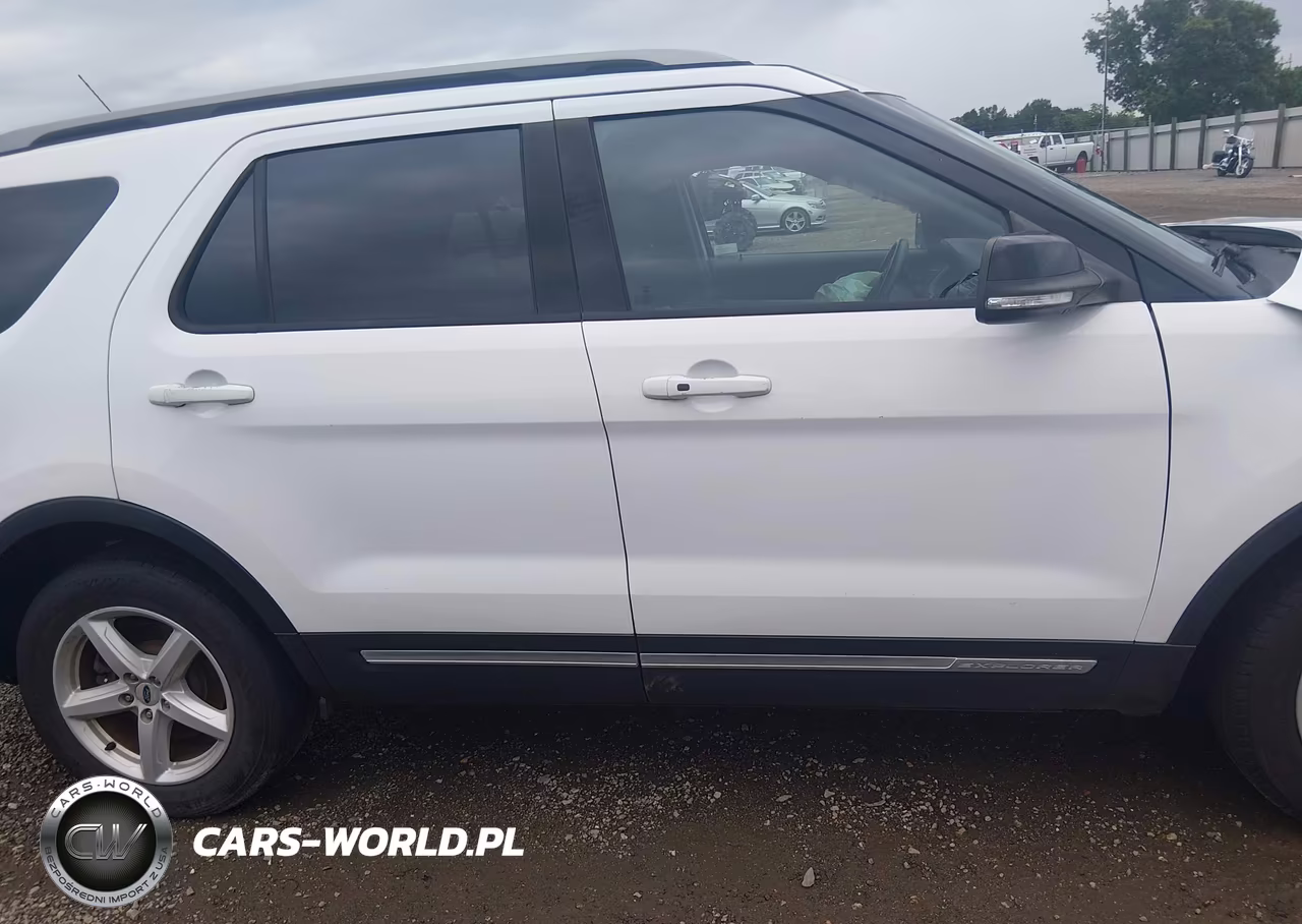 2018 Ford Explorer Xlt VIN:1FM5K7D83JGA76602 - 14