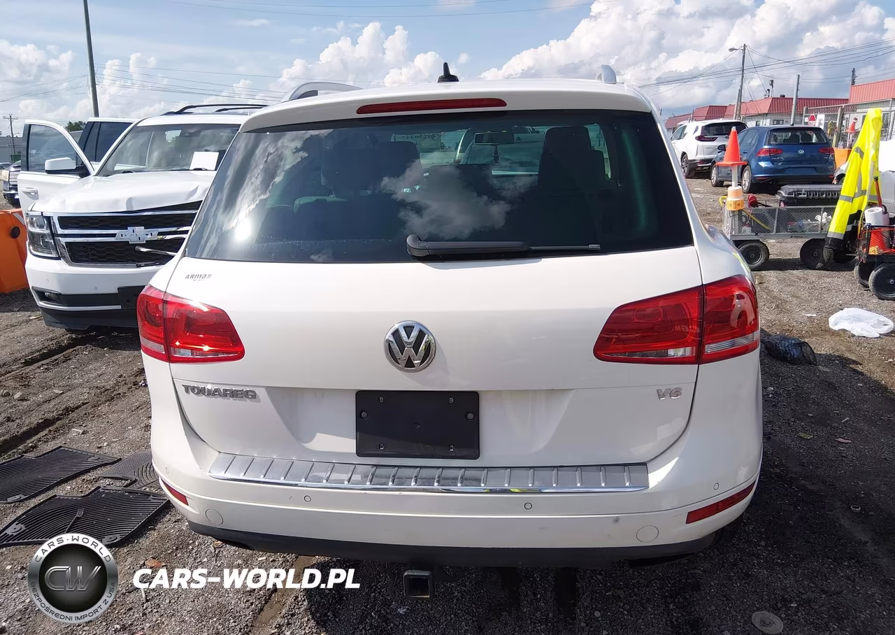 2012 Volkswagen Touareg Vr6 Sport VIN:WVGFF9BP4CD002575 - 16