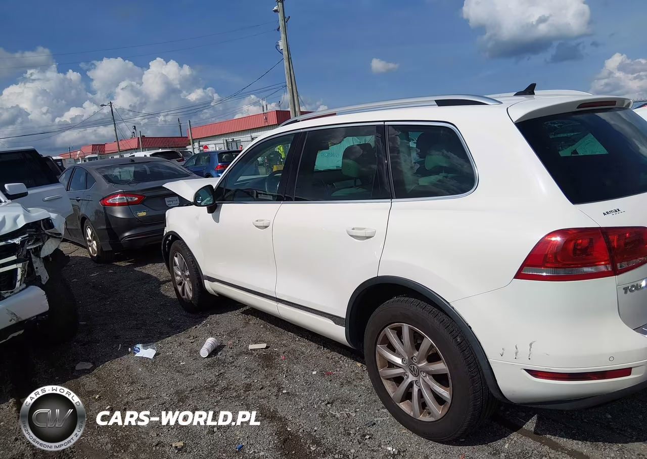 2012 Volkswagen Touareg Vr6 Sport VIN:WVGFF9BP4CD002575 - 3