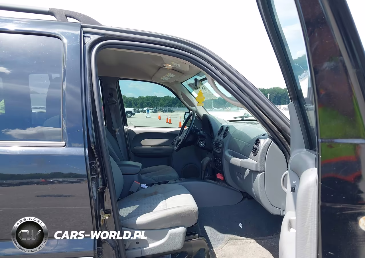 2006 Jeep Liberty Sport VIN:1J4GL48K26W119770 - 5