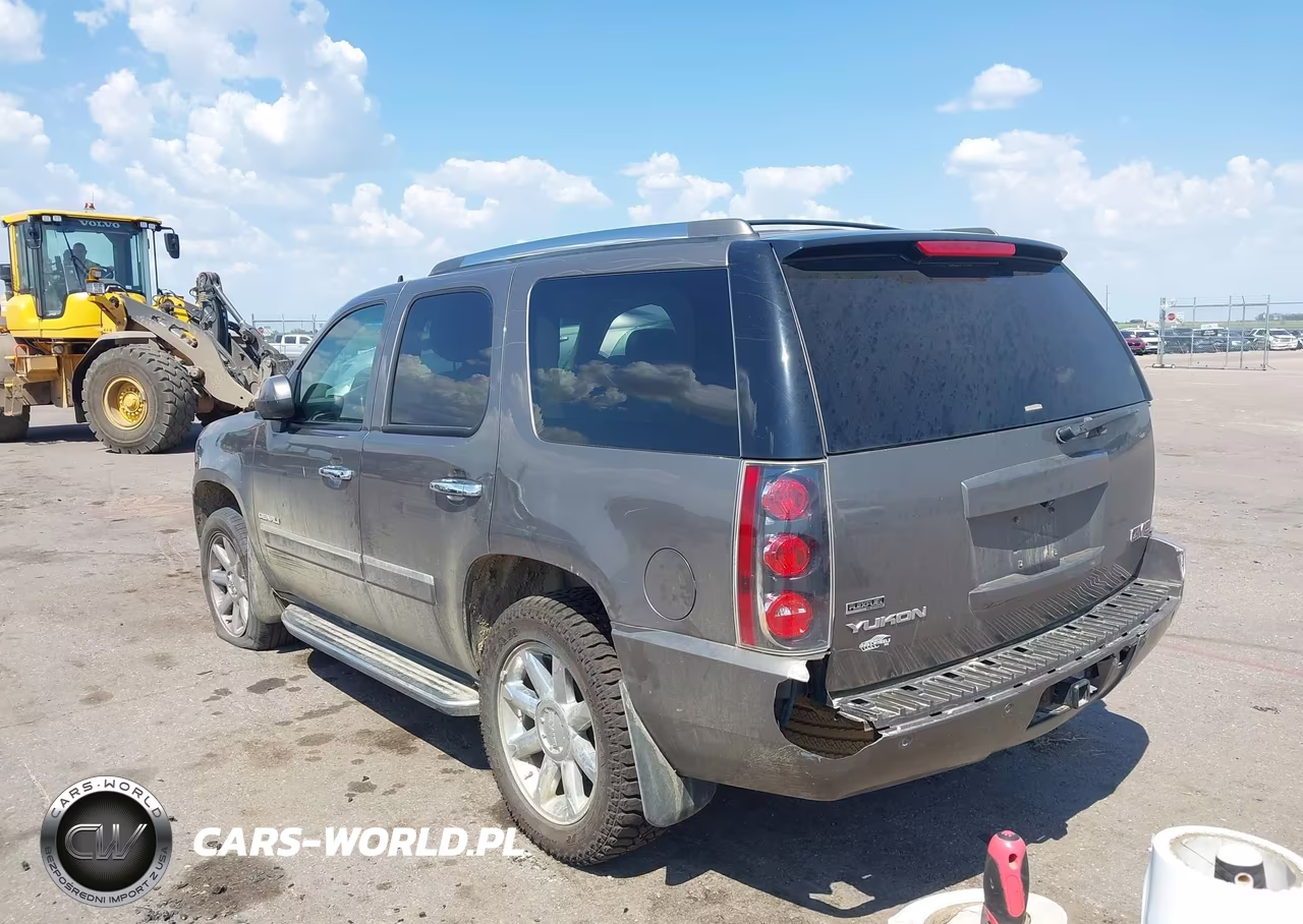 2012 GMC Yukon Denali VIN:1GKS2EEF4CR144250 - 3