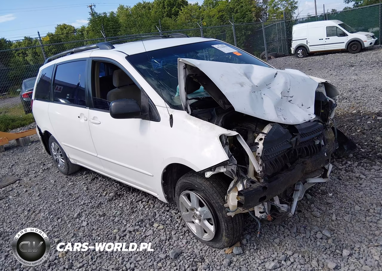 2005 Toyota Sienna Ce – zdjęcie 1 z 17