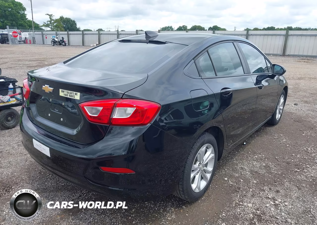 2019 Chevrolet Cruze Ls VIN:1G1BC5SM7K7109328 - 4
