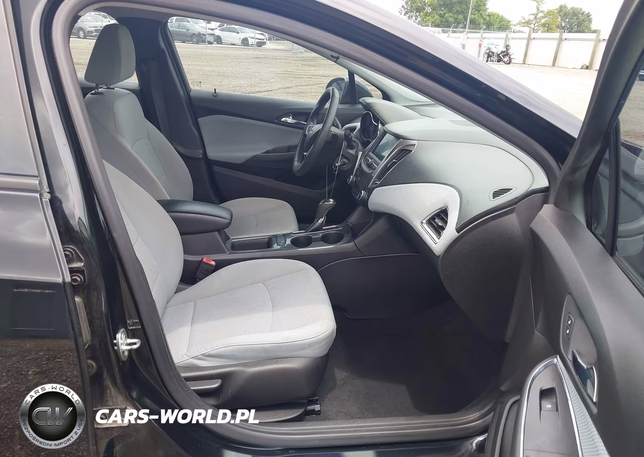 2019 Chevrolet Cruze Ls VIN:1G1BC5SM7K7109328 - 5