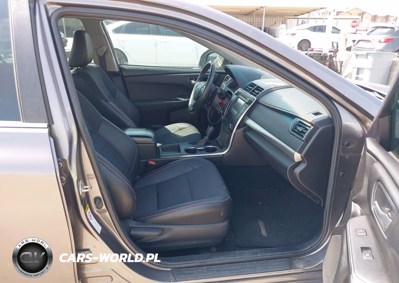2017 Toyota Camry Se VIN:4T1BF1FK3HU273570 - 5