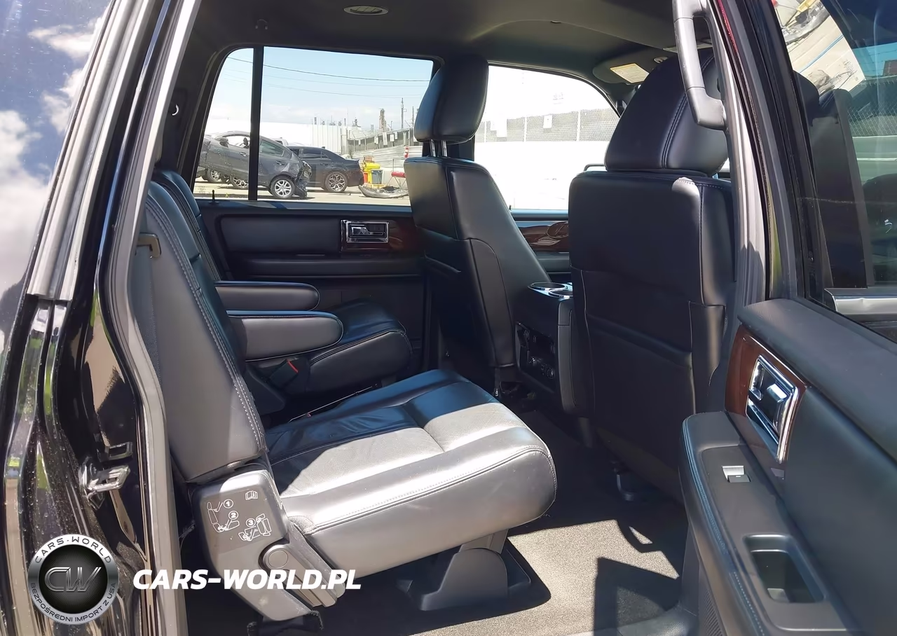 2017 Lincoln Navigator L Select VIN:5LMJJ3HT4HEL03498 - 8