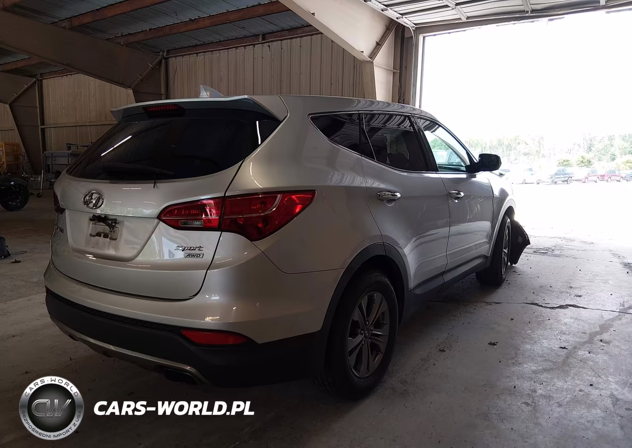 2015 Hyundai Santa Fe Sport 2.4L VIN:5XYZTDLB9FG294875 - 4