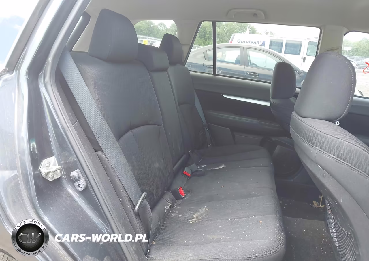 2012 Subaru Outback 2.5I Premium VIN:4S4BRBCC8C3221716 - 8