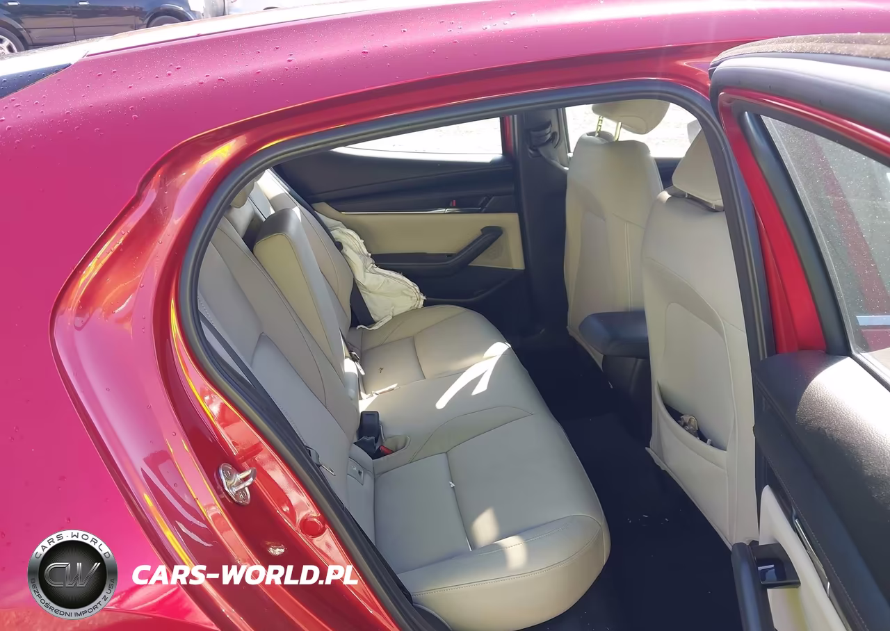 2023 Mazda Mazda3 2.5 S Preferred VIN:JM1BPALM0P1612762 - 8