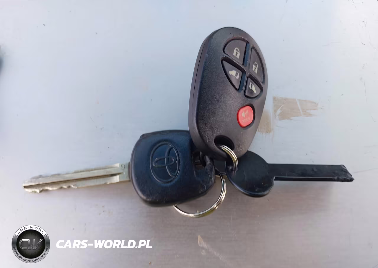 2011 Toyota Sienna Le V6 VIN:5TDKK3DC0BS016269 - 11