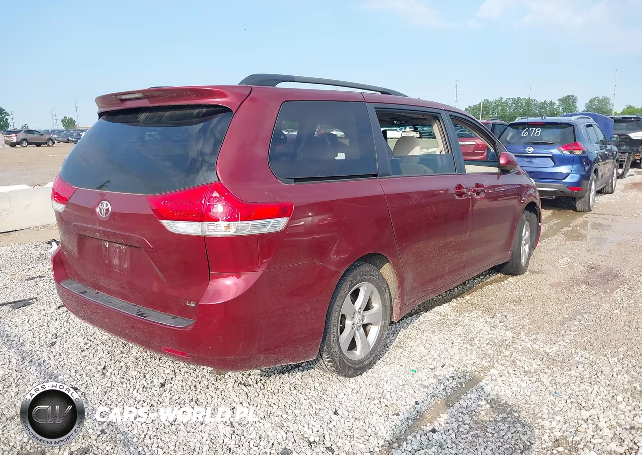 2011 Toyota Sienna Le V6 VIN:5TDKK3DC0BS016269 - 4