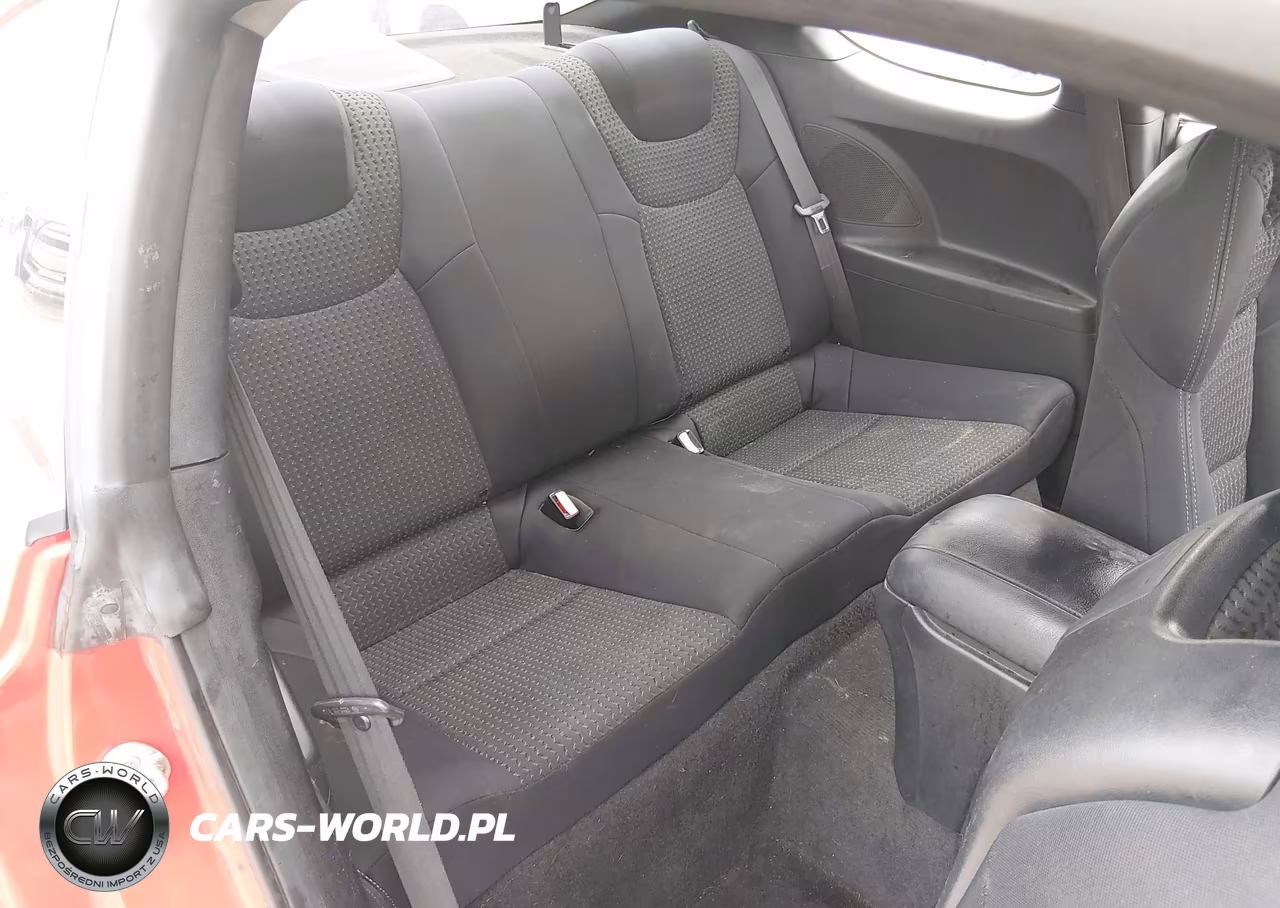 2010 Hyundai Genesis 2.0T Premium VIN:KMHHT6KD9AU003725 - 8