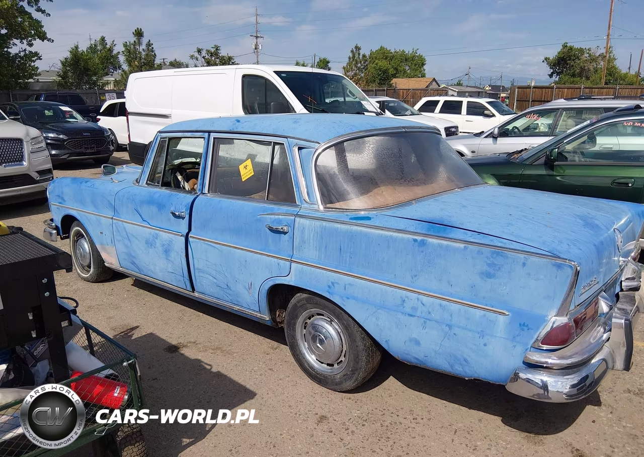 1963 Mercedes-Benz 220 VIN:220S068522 - 14