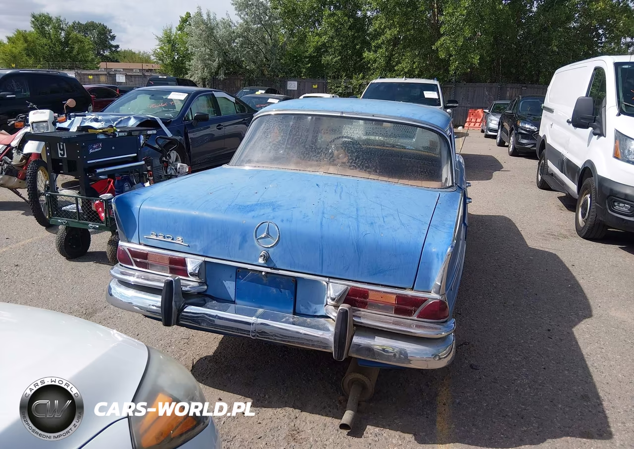 1963 Mercedes-Benz 220 VIN:220S068522 - 4