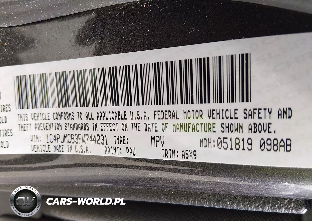 2015 Jeep Cherokee Latitude VIN:1C4PJMCB3FW744231 - 9