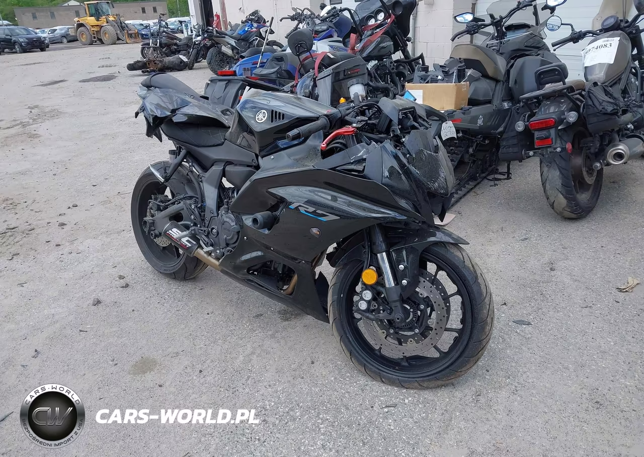 2022 Yamaha Yzfr7